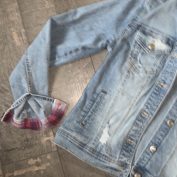 Women’s small plaid/denim jacket - Picture 2 of 4